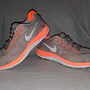 Nike Lunarglide 4 6.5y ( US women's size 8)